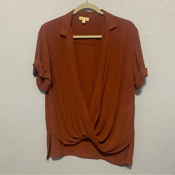 Silence + Noise Cross Wrap Front Top - Picture 2 of 6